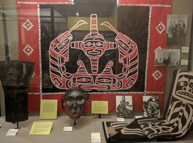 Musée Burke d'histoire naturelle et de culture