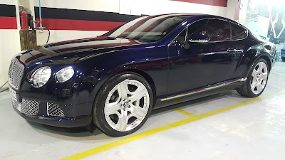 Photos of GTech & Wetless Car Polishing