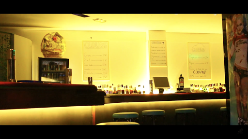 Clouds Pub - Visual