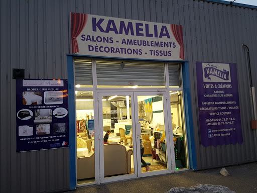 SALON KAMELIA