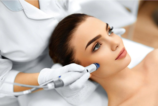 Best Dermatologist in Jaipur for All Your Skin Care Needs

W