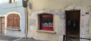 Photo n°1 de Les Frip'ouilles à Crémieu (Friperie)
