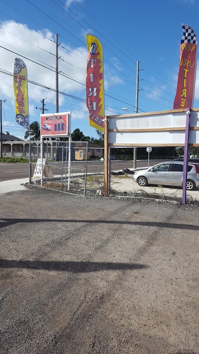 Photos of Motors and Tires