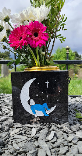 Lewis Memorials - Thumbnail