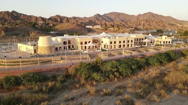 Reviews of Hatta Souq & Guest House in Dubai - Shopping mall