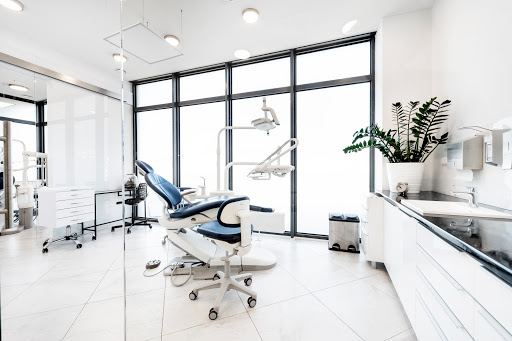 Orthosmile - klinika stomatologiczna, invisalign