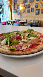 Photo n°26 de Restaurant Pizzeria Amici à Rouen (Bar à vin)