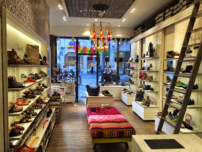 Think! Store Stuttgart Eberhardstraße 10, 70173 Stuttgart