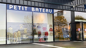 Photo n°1 de Petit Bateau à La Séguinière (Magasin de vêtements pour femmes)
