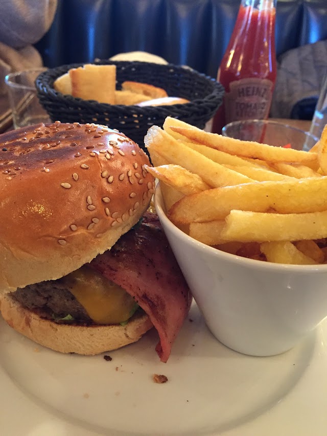 Café Hugo
