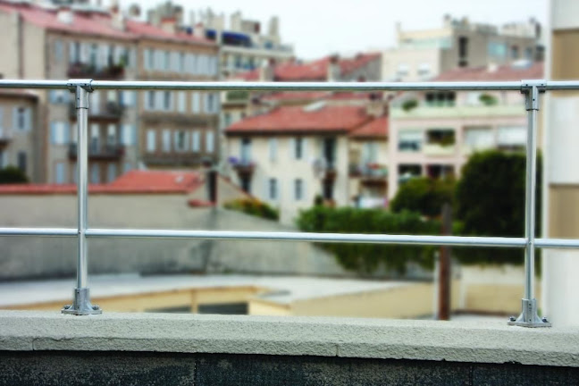 L'étoile Acrobat - Entreprise de construction