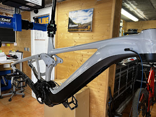 Photo n°6 de PERFORMANCE BIKE SUSPENSION à Ille-sur-Têt (Magasin de réparation de vélos)