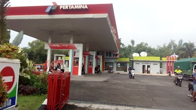 Photos of Pertamina gas station 44.557.01