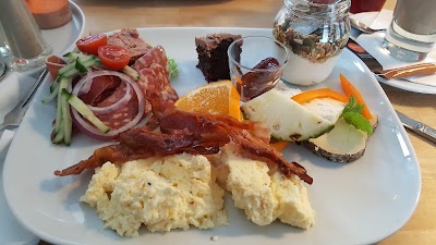 Photos of Caf&eacute; R&yuml;pen