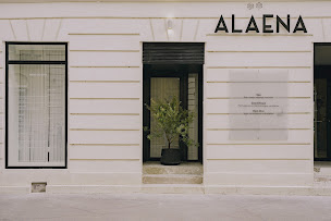 Photo n°8 de Spa Alaena Paris à Paris (Professeur de yoga)