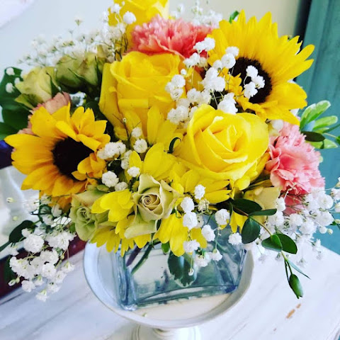 Rosemary & Pepper Flower Co by null