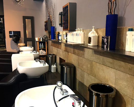 Salon Aura - Thumbnail