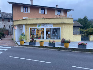 Photo n°8 de Infini'T Coiffure Mixte et Barbier à Grand-Aigueblanche (Salon de coiffure)
