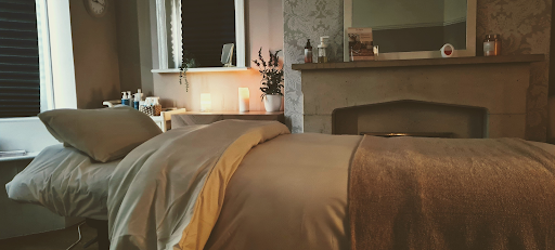 Lou Spicer Beauty Therapy