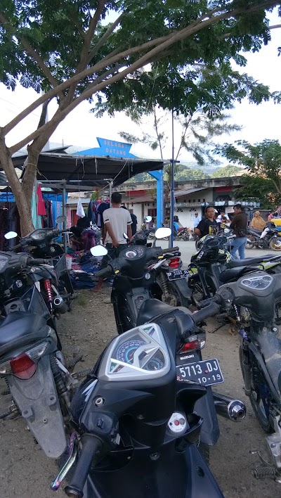 Photos of Pasar Mataleono