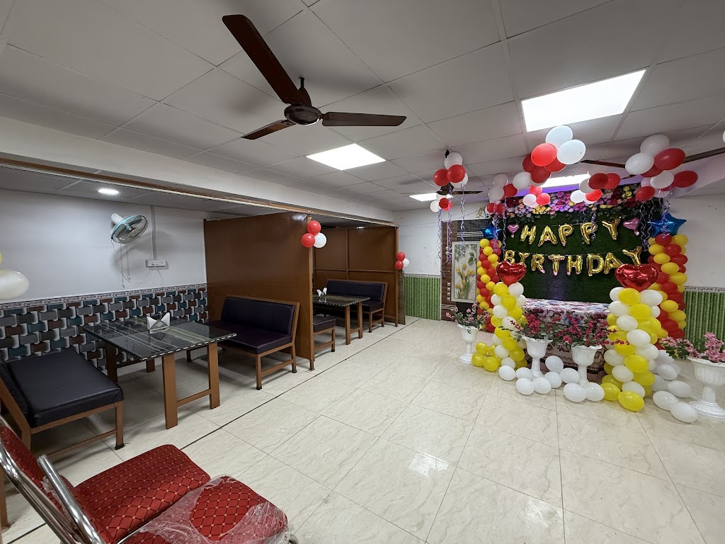 Lalu Veg Family Restaurant