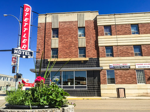 Stettler Hotel Logo
