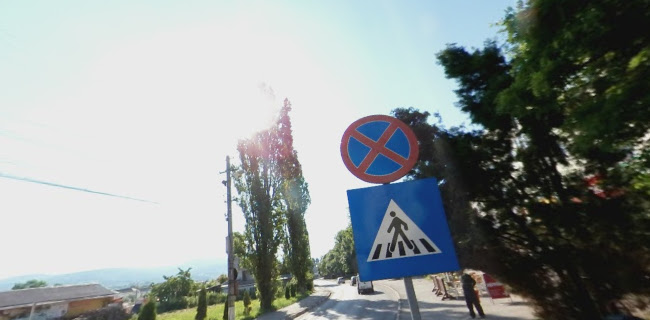 Școala Gimnazială "Ciprian Porumbescu" Comăneşti - Școală