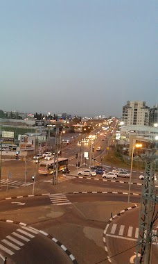 Petah Tikva Central Bus Station, Author: Josi Love