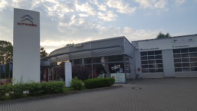 Photos of Autohaus M&ouml;ller GmbH & Co. KG