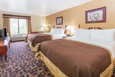 Photos of Baymont Inn & Suites Chicago/Aurora