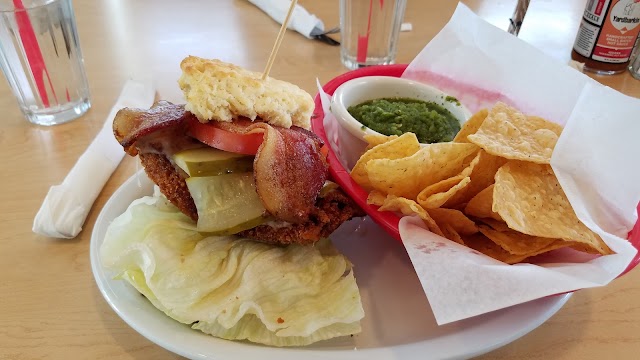 Sweet Lake Biscuits & Limeade