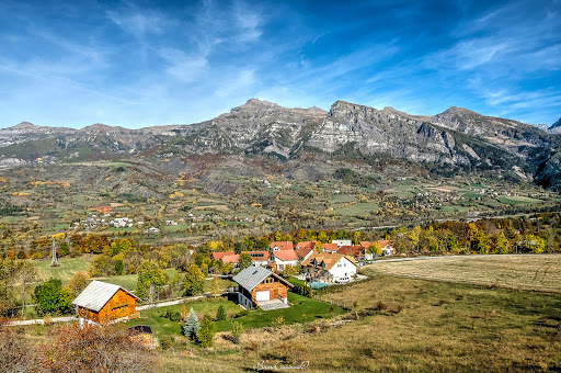 Photo de Mairie de Saint-Bonnet-en-Champsaur à Saint-Bonnet-en-Champsaur (05500)