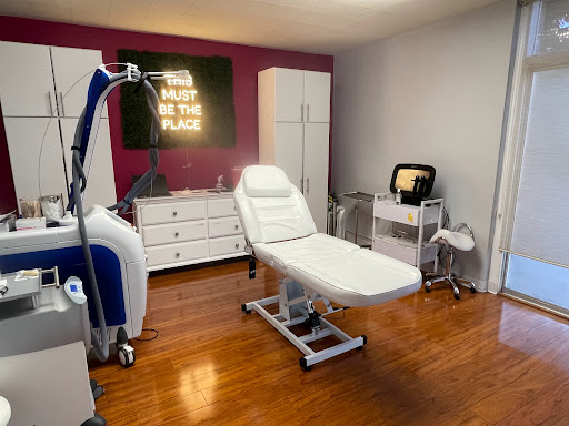 Skinlastiq Medical Laser Cosmetic Spa - Thumbnail