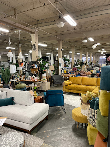 City Liquidators - Visual