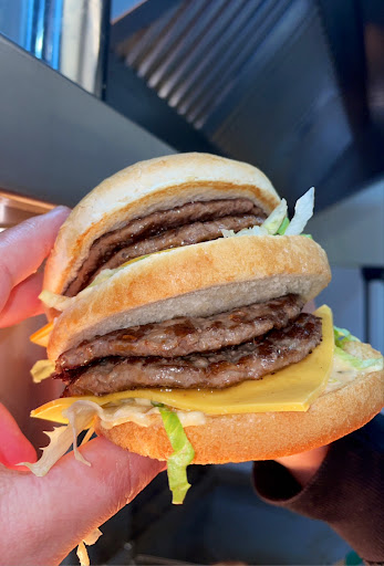 Photo 4 - BURGER RUN