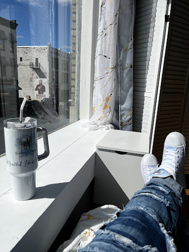 R&N Wellness Lounge