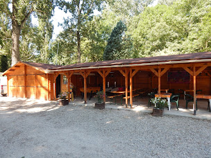 Photo n°7 de Camping Bois & Toilés | Camping Drome à Saint-Rambert-d'Albon (Service de location de tentes)