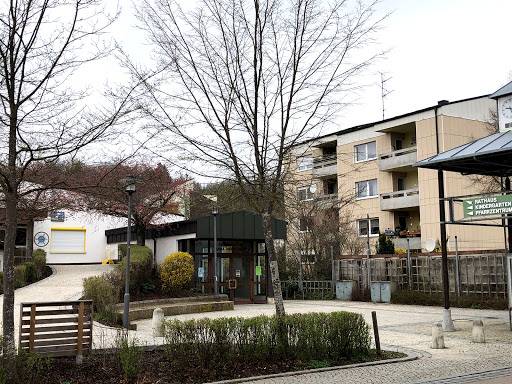 Pfarrzentrum Mariä Himmelfahrt mit Jugendheim