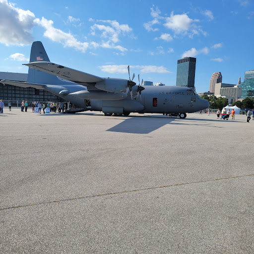 Signature Aviation BKL - Burke Lakefront Airport - Thumbnail