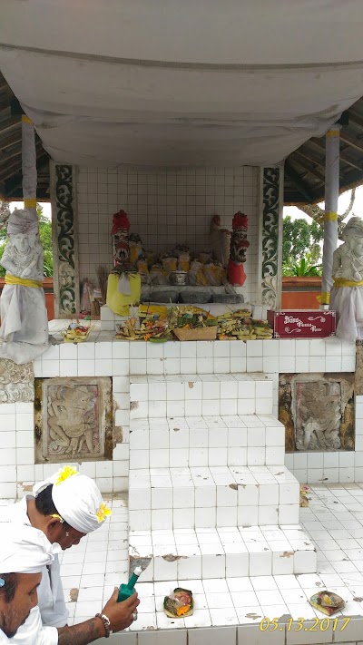 Photos of Pura Puncak Baleku