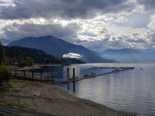 Nakusp Marina and Boat Launch Logo