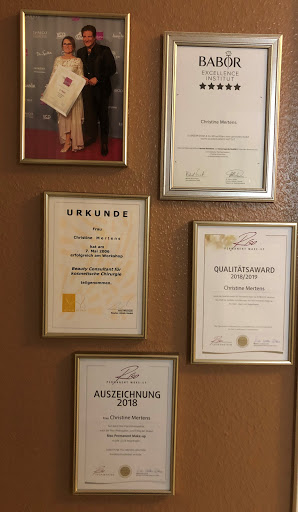 Christine Mertens - Permanent Beauty Gallery - Germany