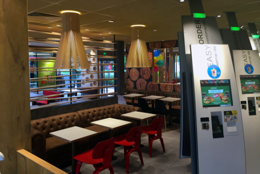 Photo 9 - Burger King