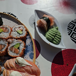 Photo n°25 de Sushi Party 974 à Sainte-Marie (Restaurant de sushis)