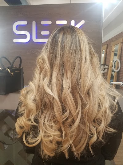 "SLEEK" salon Karin McLean - Senior Colorist