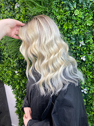 Photo n°27 de NK COIFFURE PARIS à Paris (Salon de coiffure)