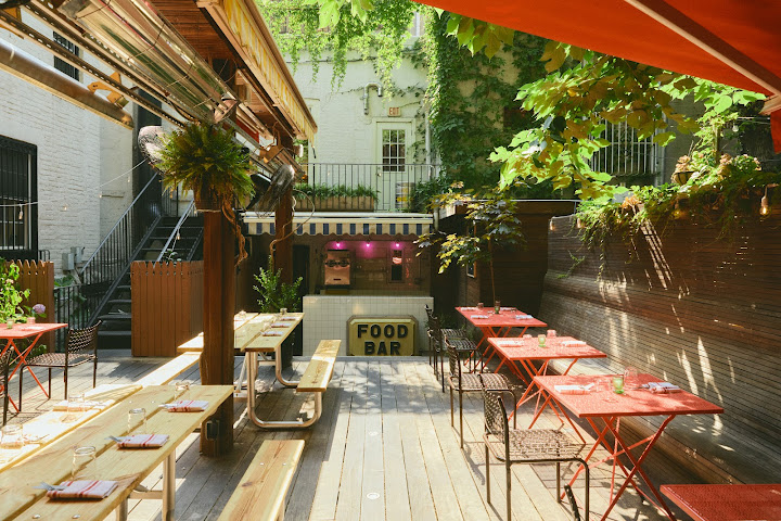 The HiHi Room by null