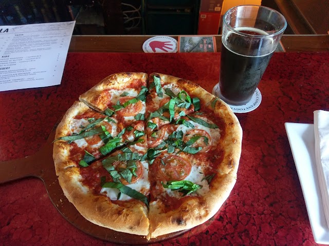 IsaBella Bistro, Pizzeria & Craft Beer Garden
