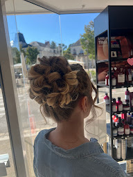 Photo n°45 de Cybelle Coiffure et Esthétique à Montbazon (Institut de beauté)