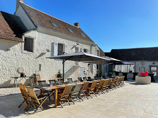 Photo de le verger des pierres blanches-piscine chauffée 11,5M